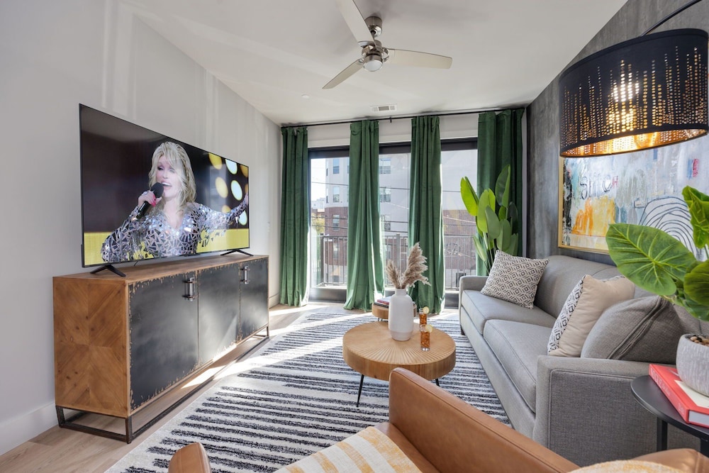 Nashville Hideaway-odyssey-heart of Midtown