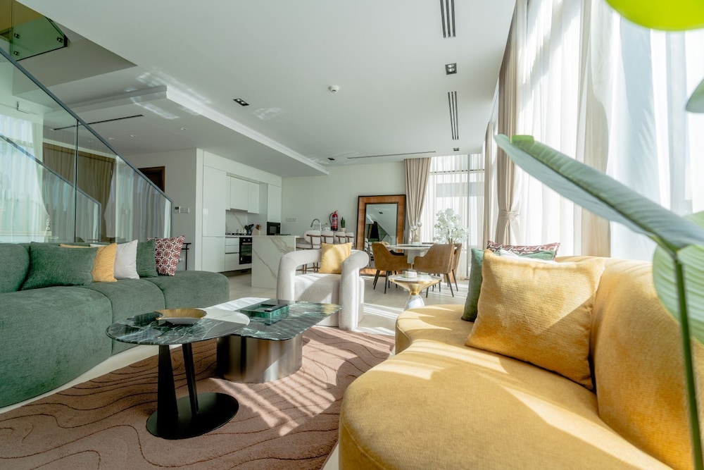 Luxury townhouse in Al Danah Bay