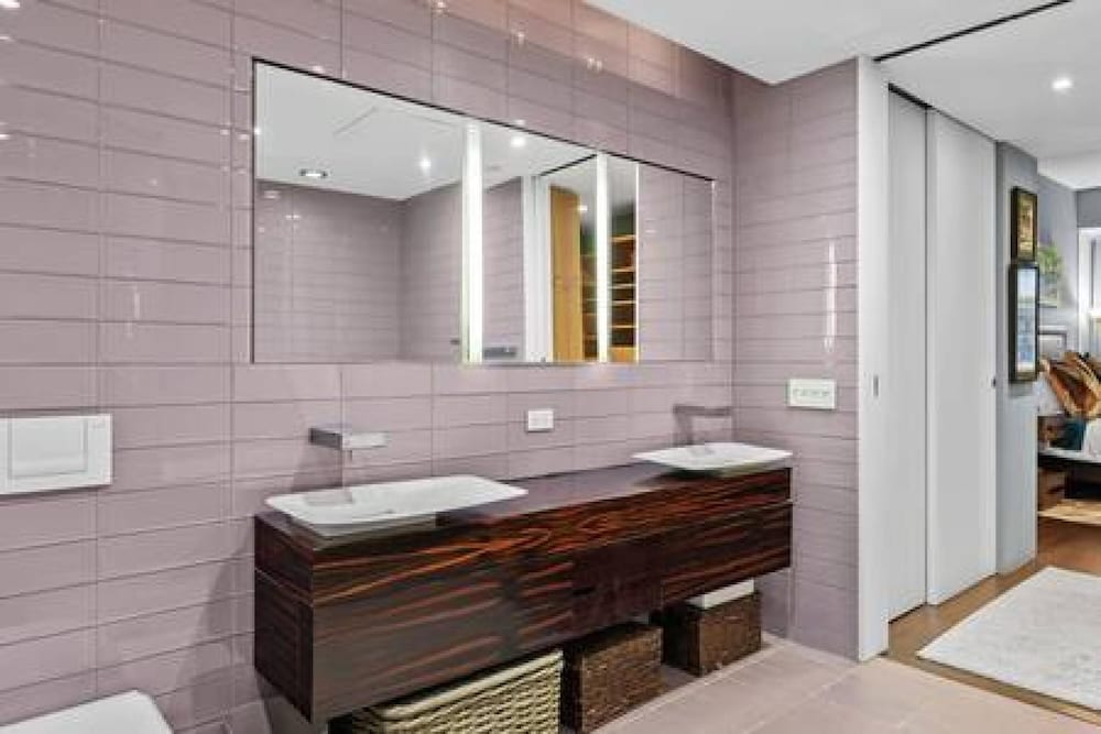 Highline Terrace II by Rovetravel 2BR Chelsea Apt