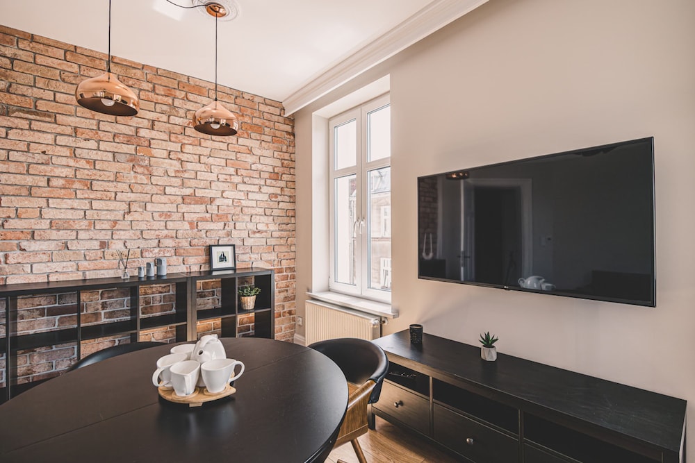 Terra - Pi kny Apartament z Widokiem na Rzek Mot aw
