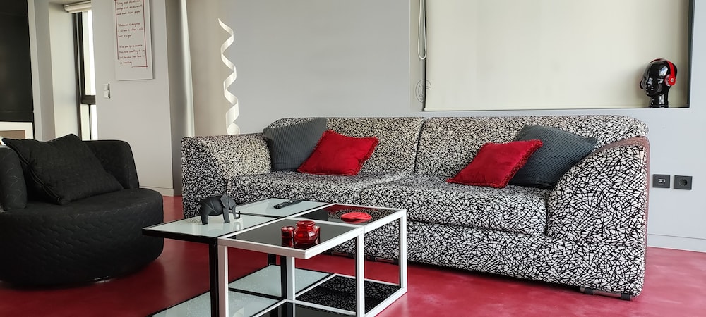 Athina Art Apartments