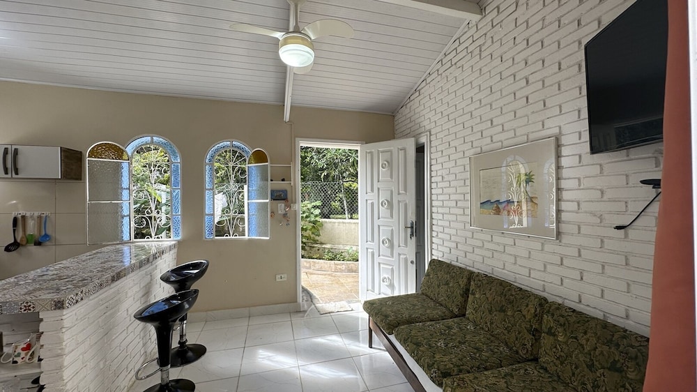 Casa Confort vel bem Equipada com Wi-fi e Garagem