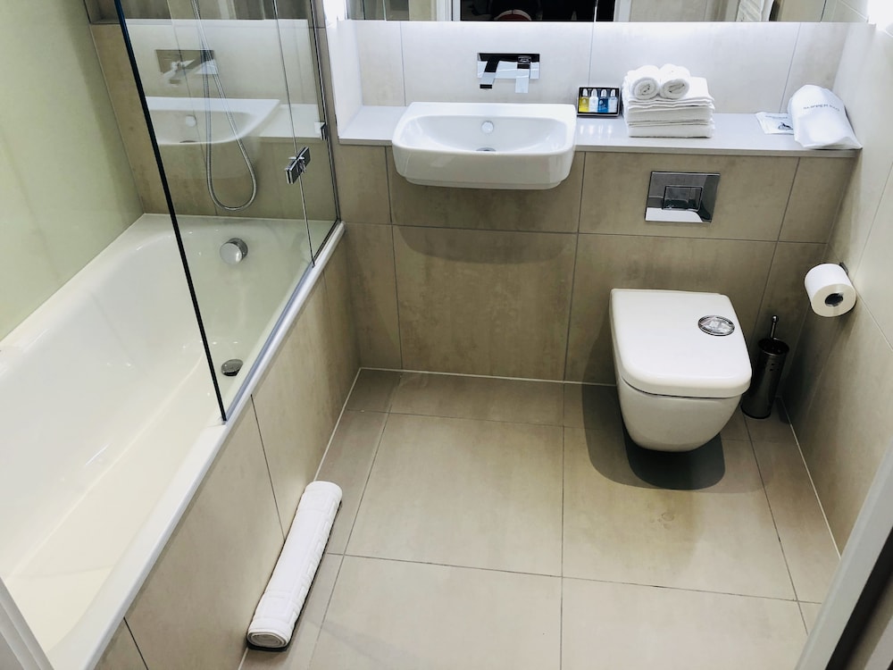 Wembley Vacations - Kaatchi Boutique Apartments - Property Image 4