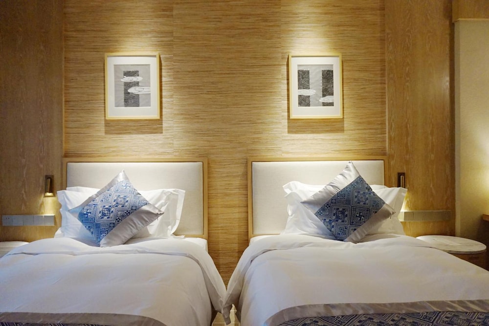 Narada Resort & Spa Cifu Lake Guangxi
