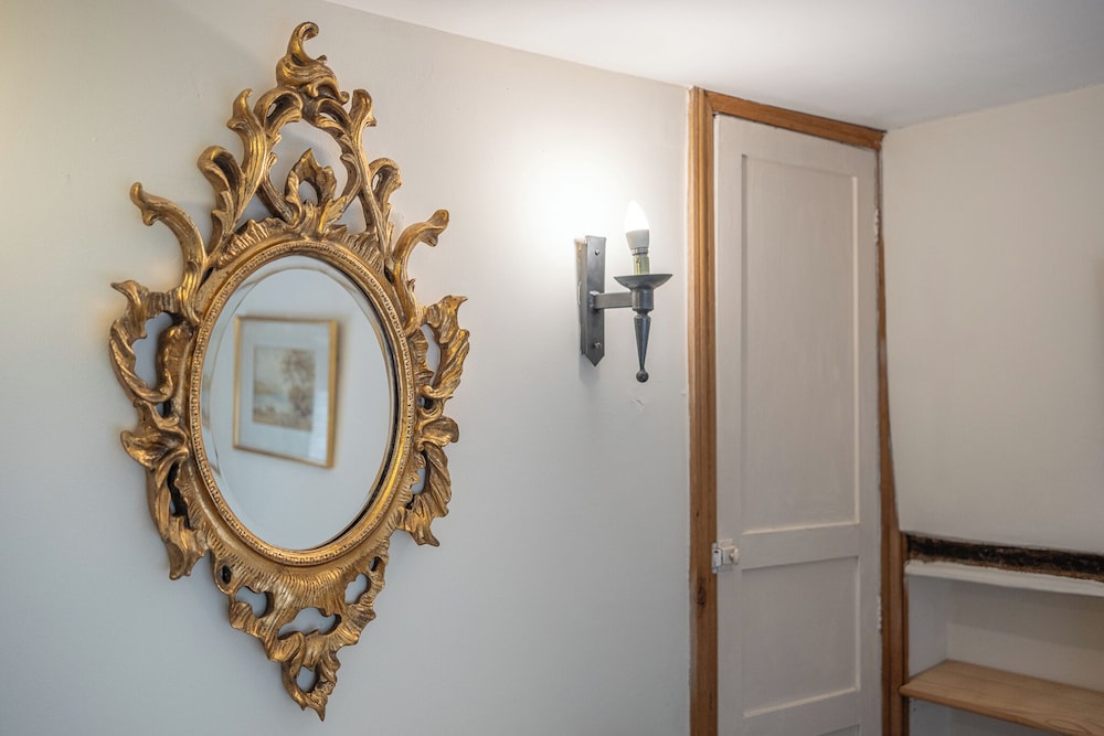 Eilmers Cottage Lovely 4BD in Malmesbury