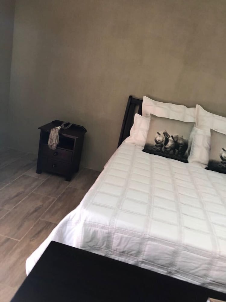 Khuvena Guest House