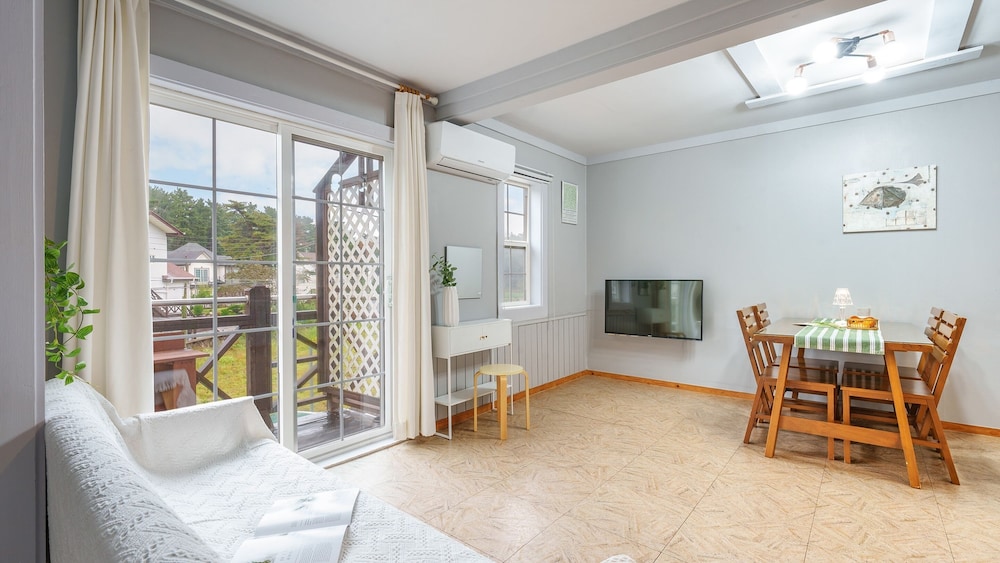 Gangneung Staydasiolgae Poolvillapension