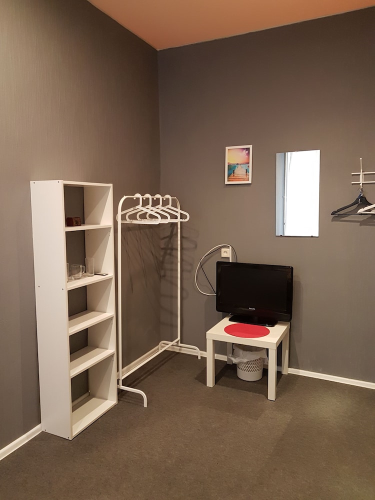 4ROOM