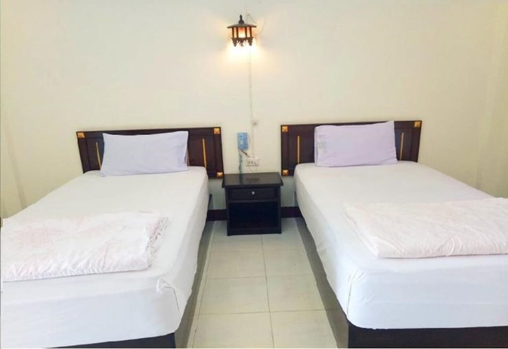 Amonruk Hotel 1