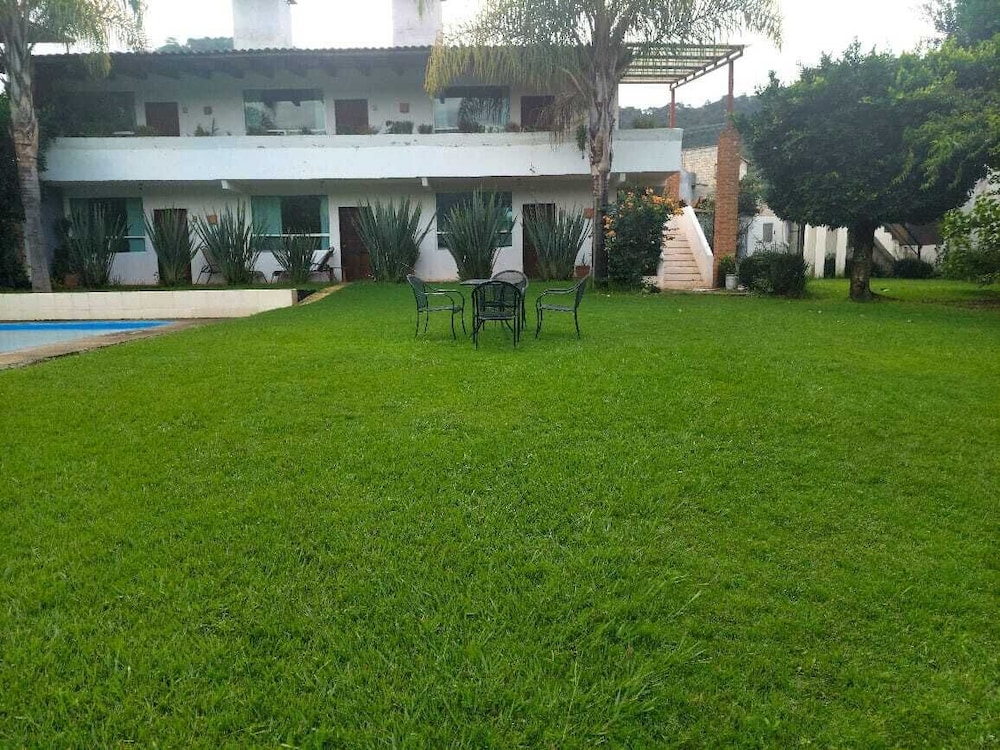 Hotel Arboleda hotel - Image 1