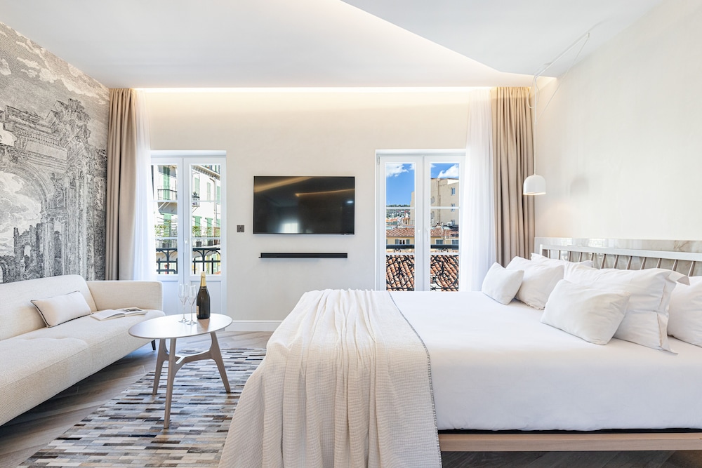 Le Dortoir Boutique Suites