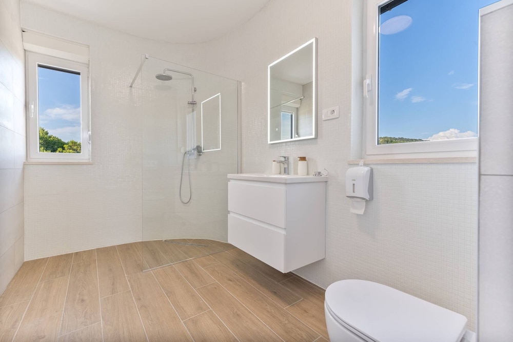 Luxury Living at Horizon Retreat