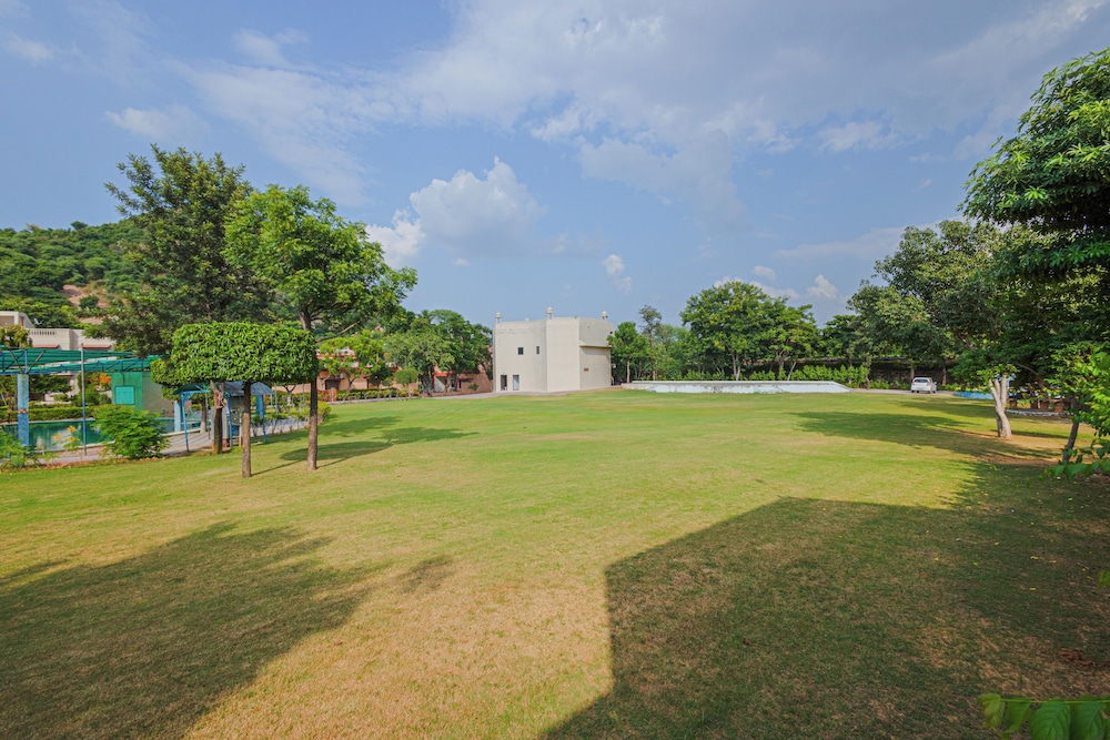 Bamboo Saa Sunrrise Wedding & Wellness Resort, Jaipur