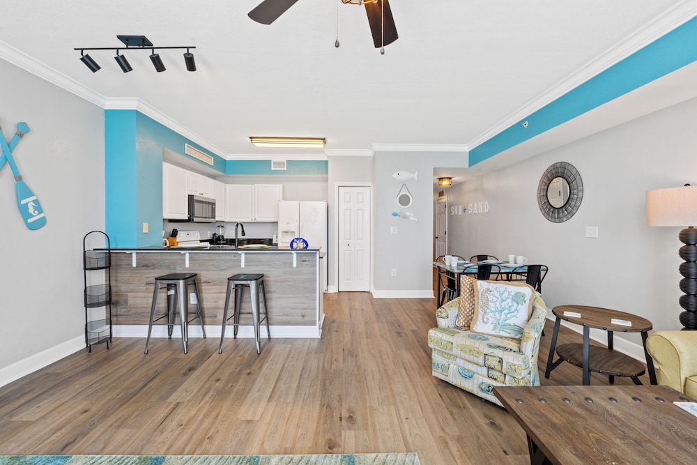Tidewater by Book That Condo