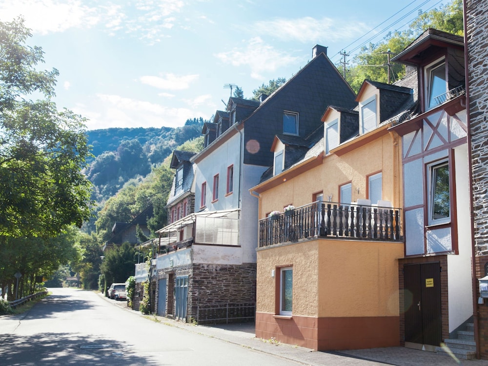 Spacious Holiday Home in Briedel Near River Mosel