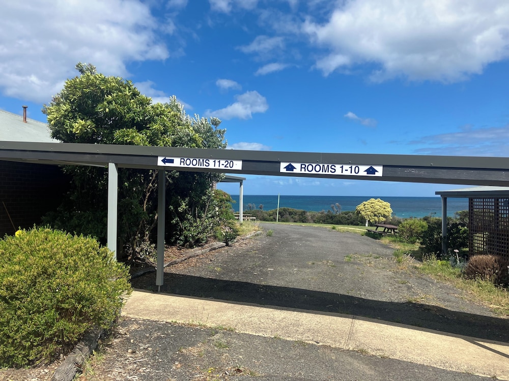 61 OCEAN ROAD MOTEL