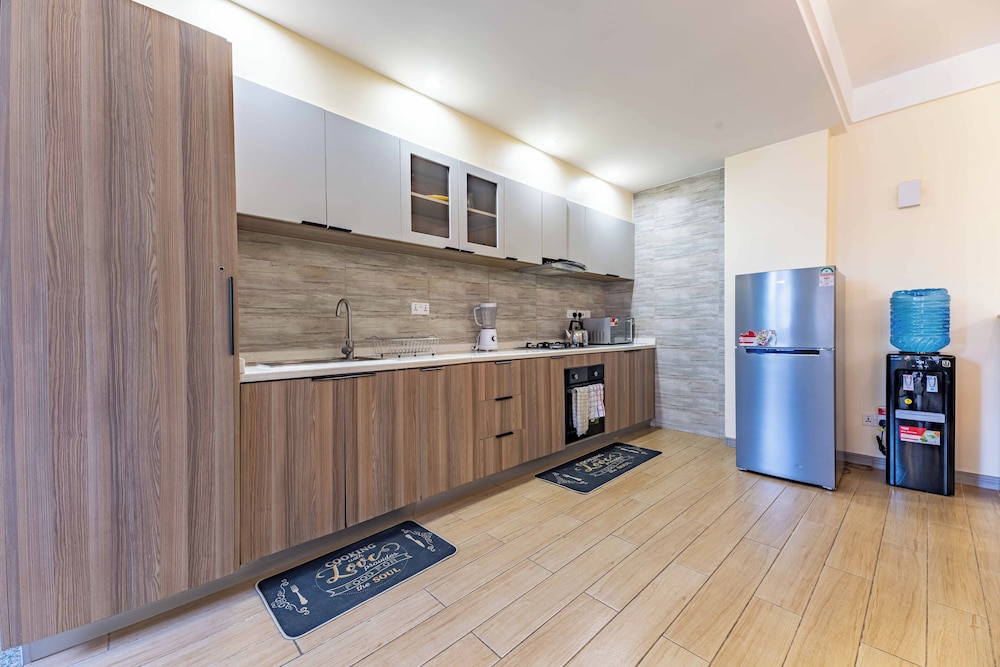 Serene 2-bedroom Apartment in Kileleshwa, Nairobi