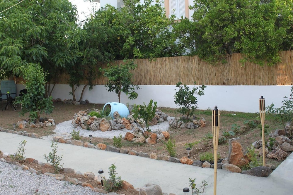 Photo 13