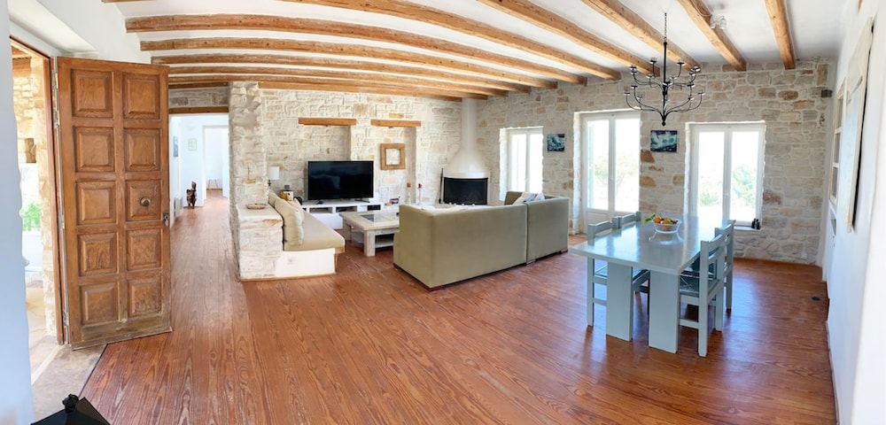 Villa Joy in Ampelas Paros