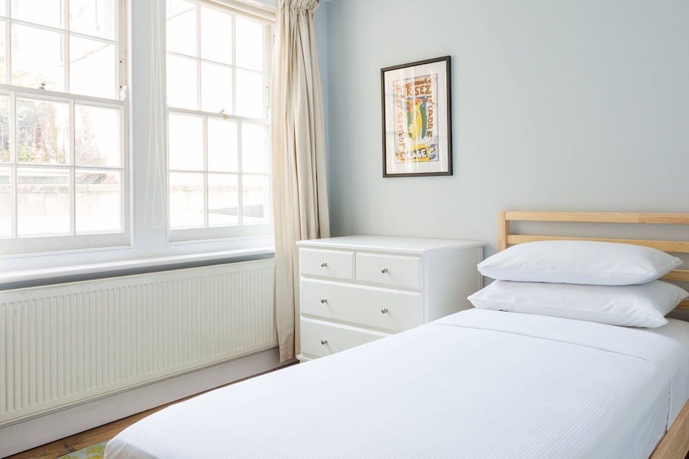 Linhope Street by Onefinestay