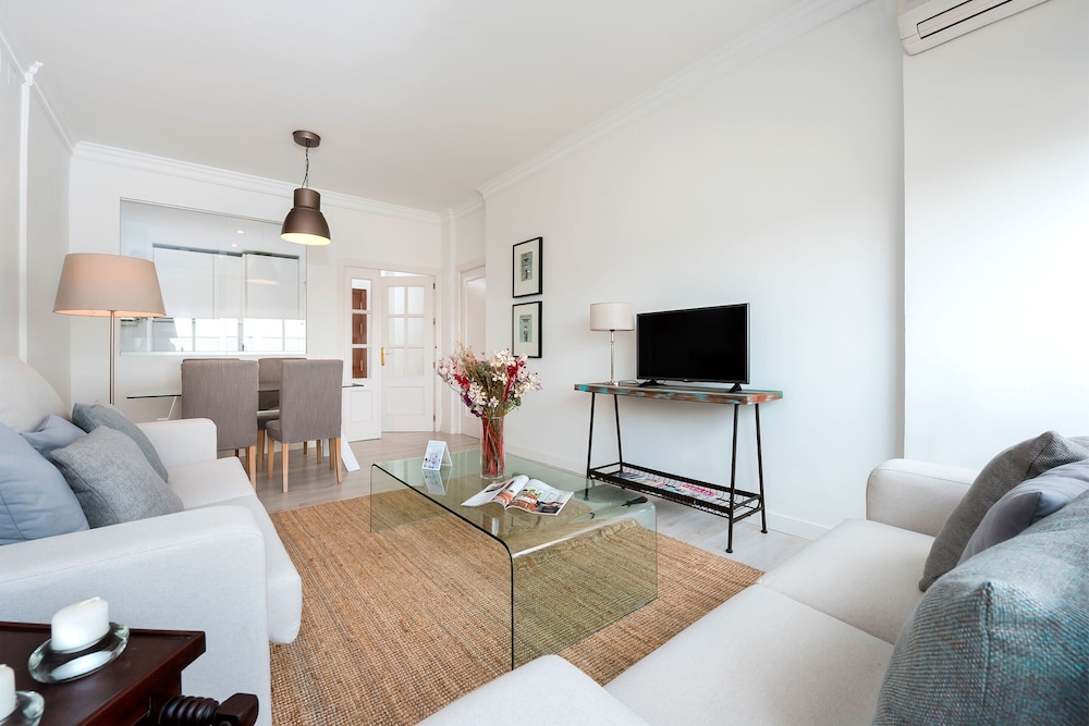 Genteel Home Campana view 4