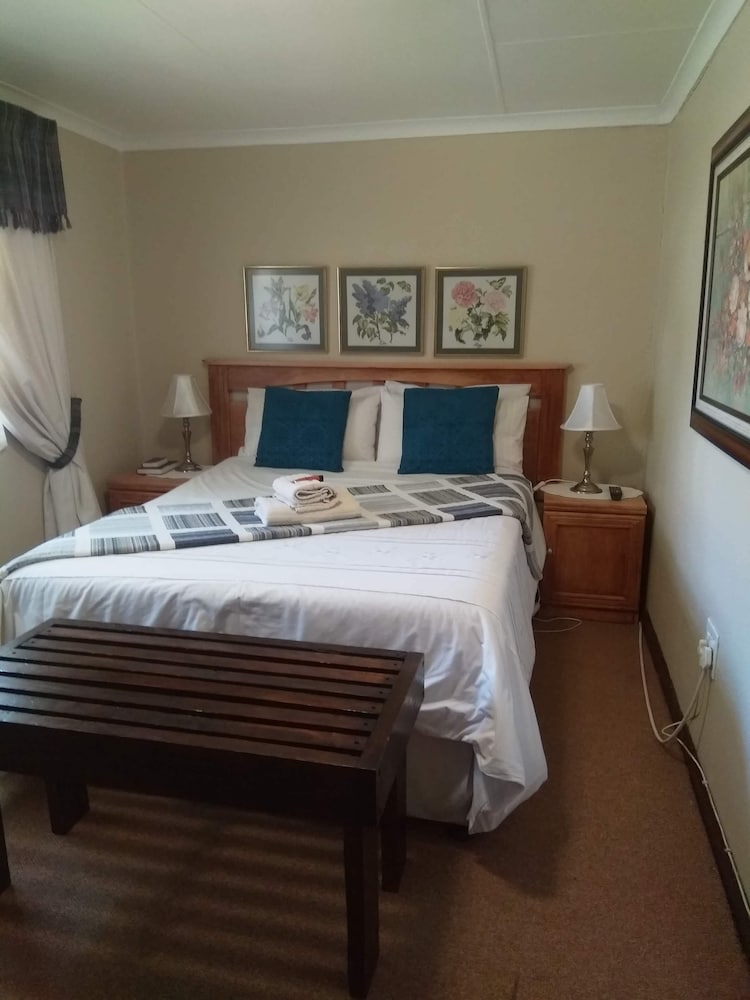 Khokha Moya Guesthouse