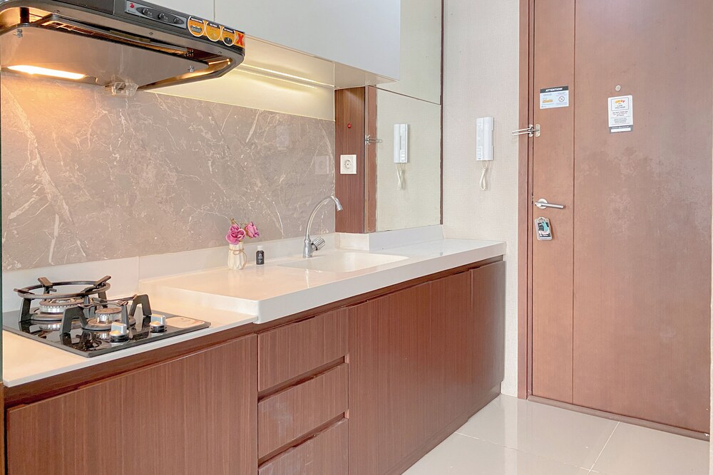 Good Deal And Comfy Studio Apartment Signature Park Grande