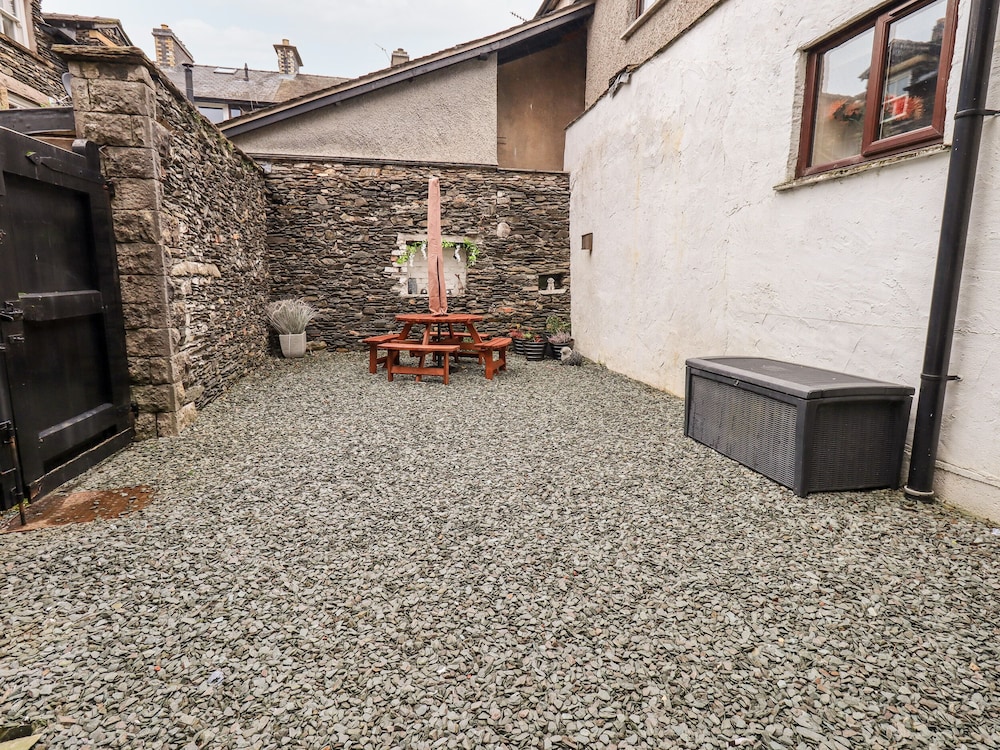 Photo 24
