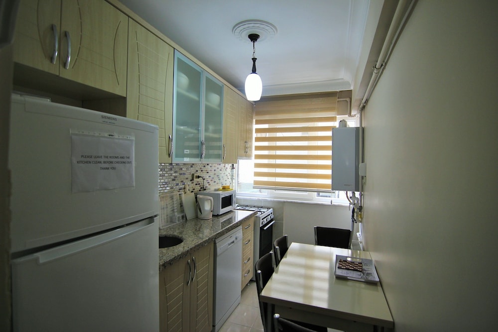 Yılmaz Apart