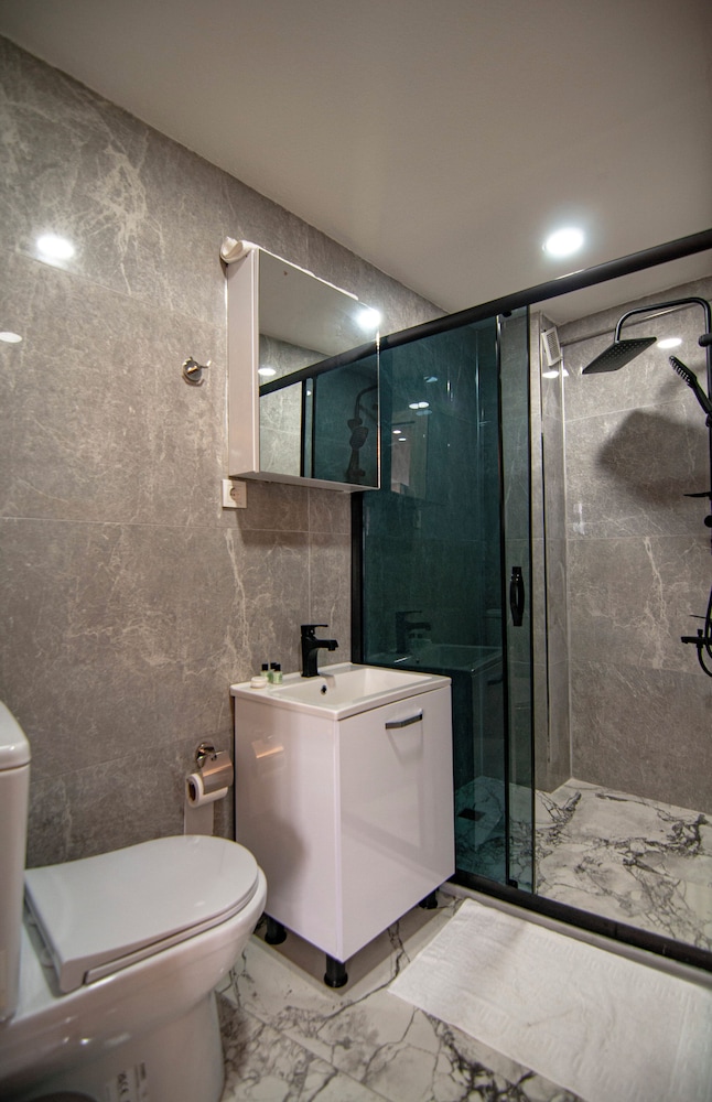 By Historial Hotel - Image 7