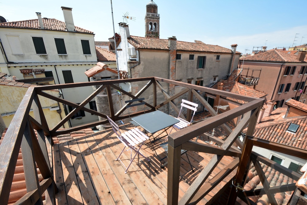 ARNOLDI-Rooftop