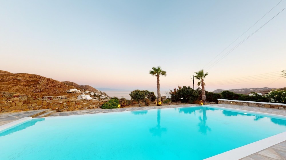 Villa Marinalio by Whitelist Mykonos view 4