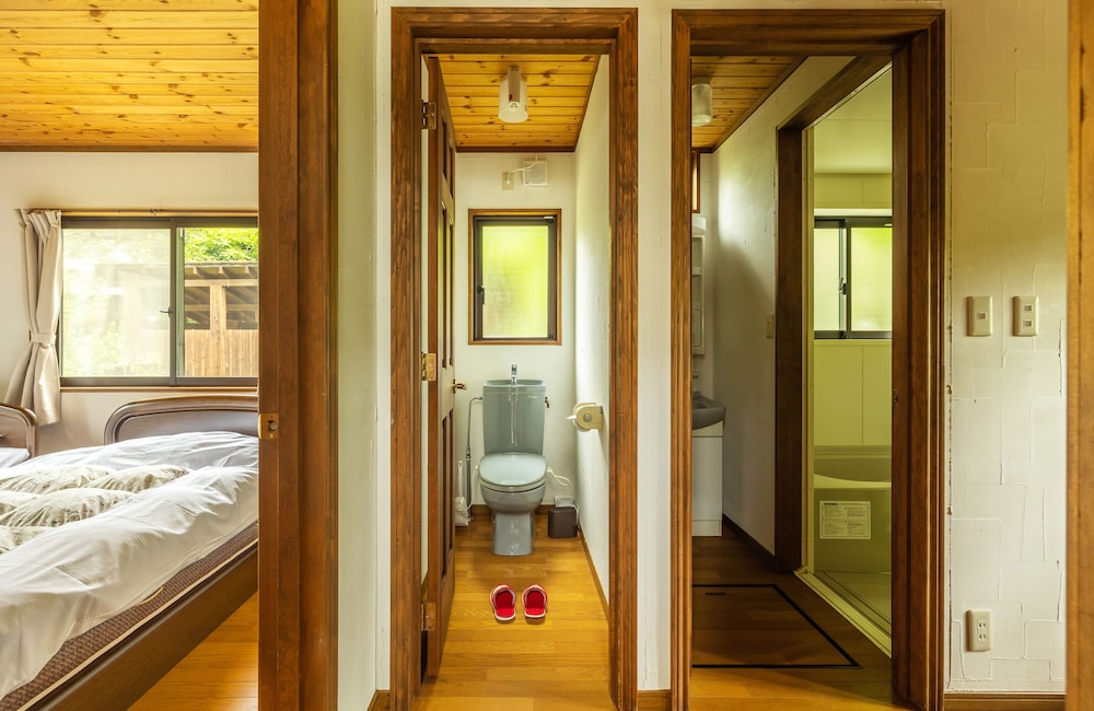 Reposer Hakuba