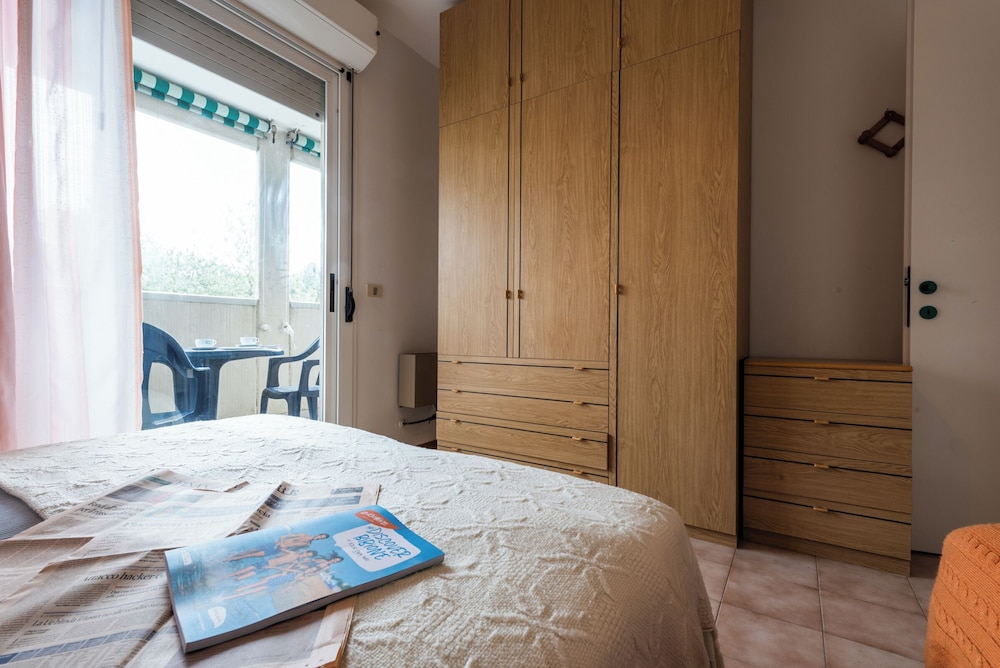 Bright Apartment Just Steps From the Beach