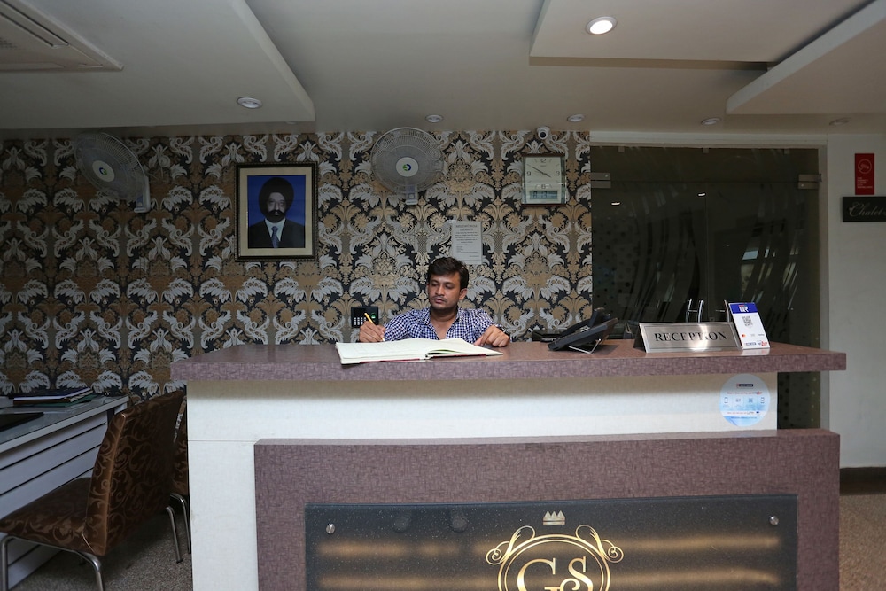 OYO 5663 GS Inn