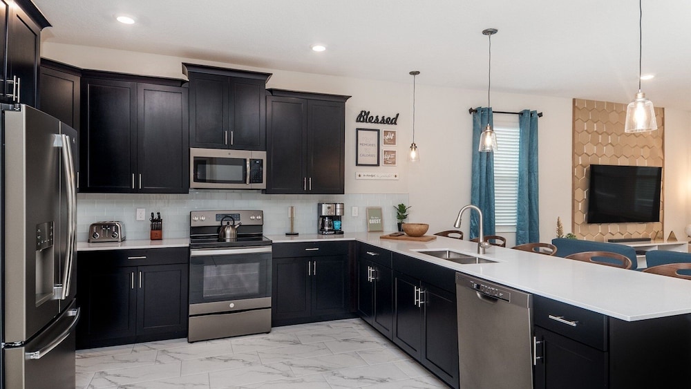Championsgate Resort 8 Bedroom Home with Game Room+Pool 8 Home