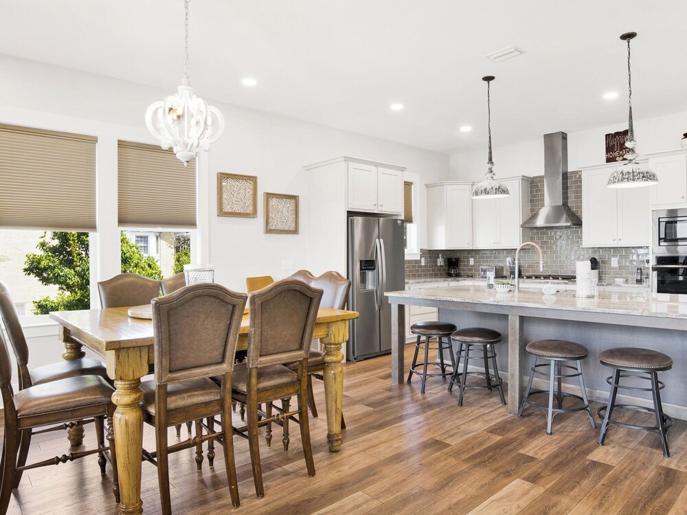 Bay Dream Believer by Southern Vacation Rentals