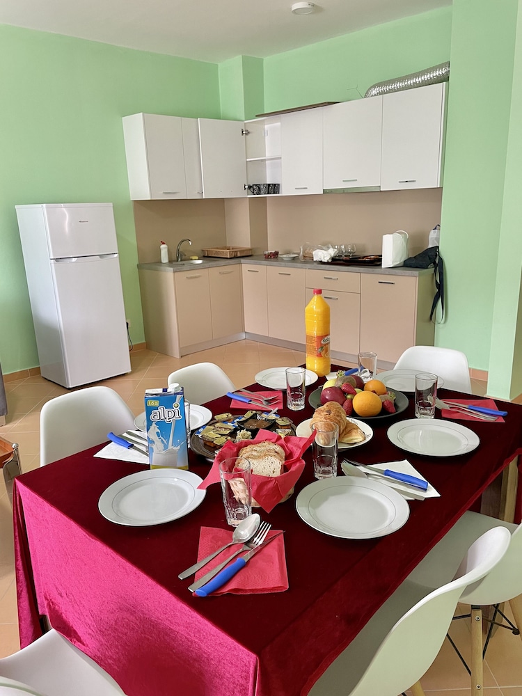 FAMILY RESIDENCE