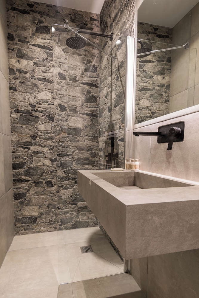 Rivière Residence Paros