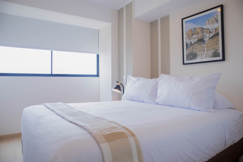 w Alluring 2BR w Balcony in Barranco