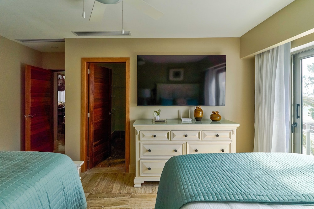 Costa Atlantica Beach Condos