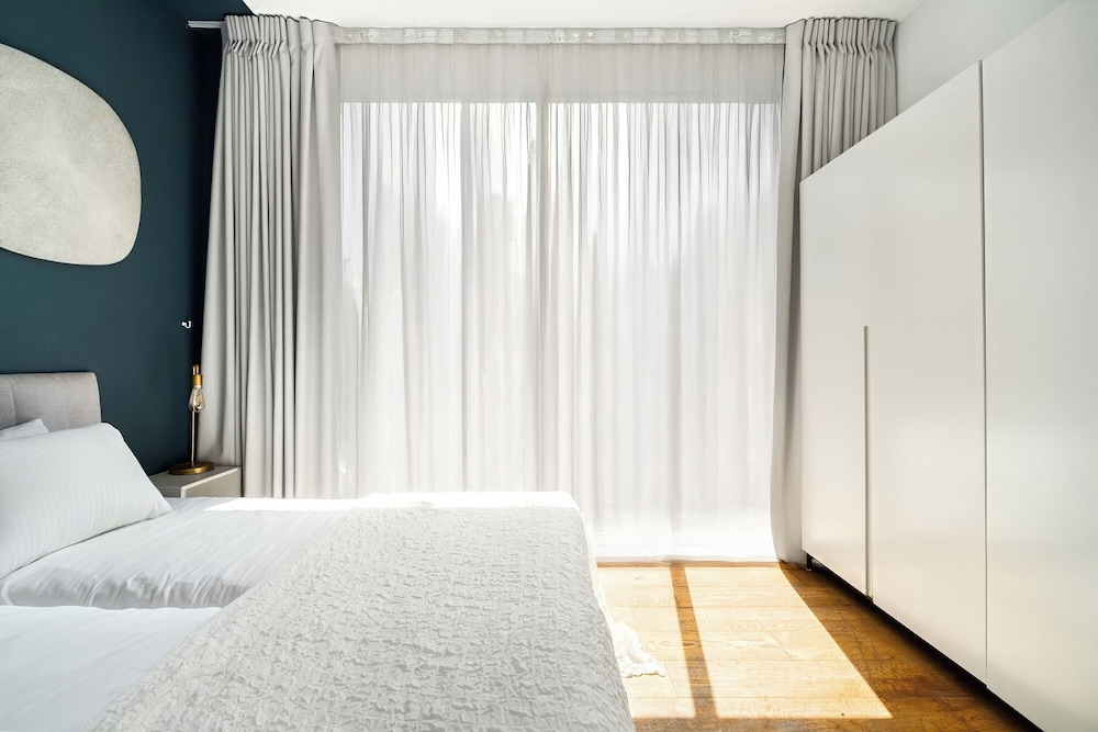 Allenby Urban Living Apartments by Sea N Rent