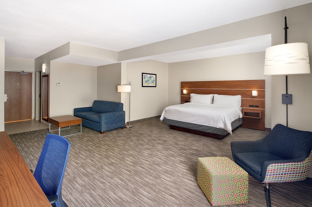 Statesboro Vacations - Holiday Inn Express Statesboro, an IHG Hotel - Property Image 29