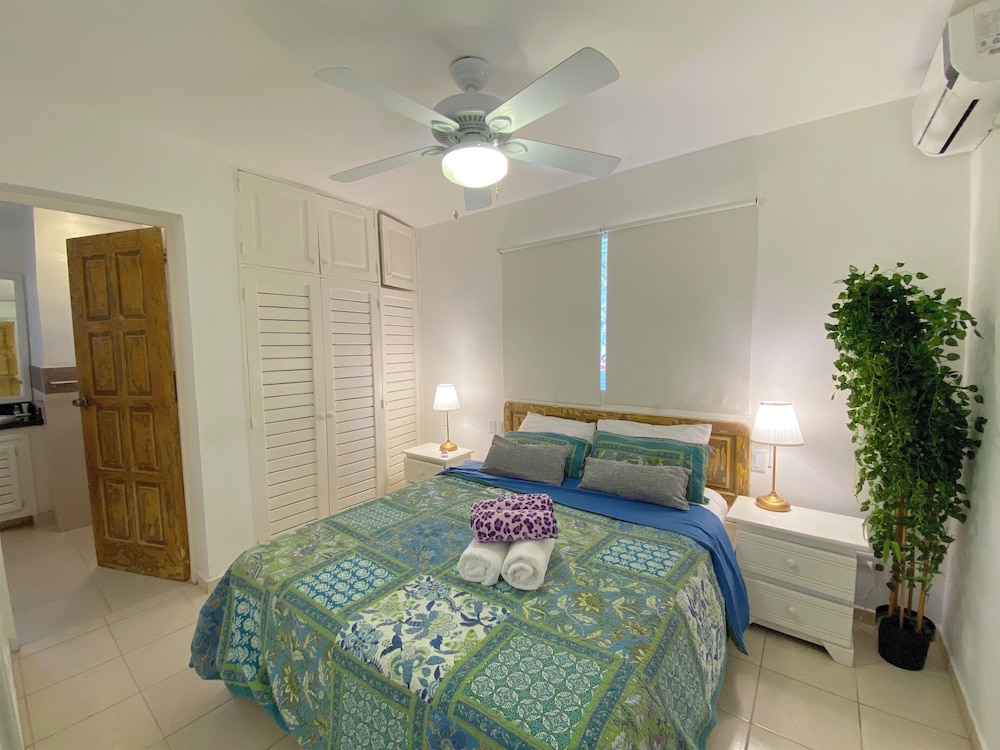 TROPICAL VILLAS playa LOS CORALES