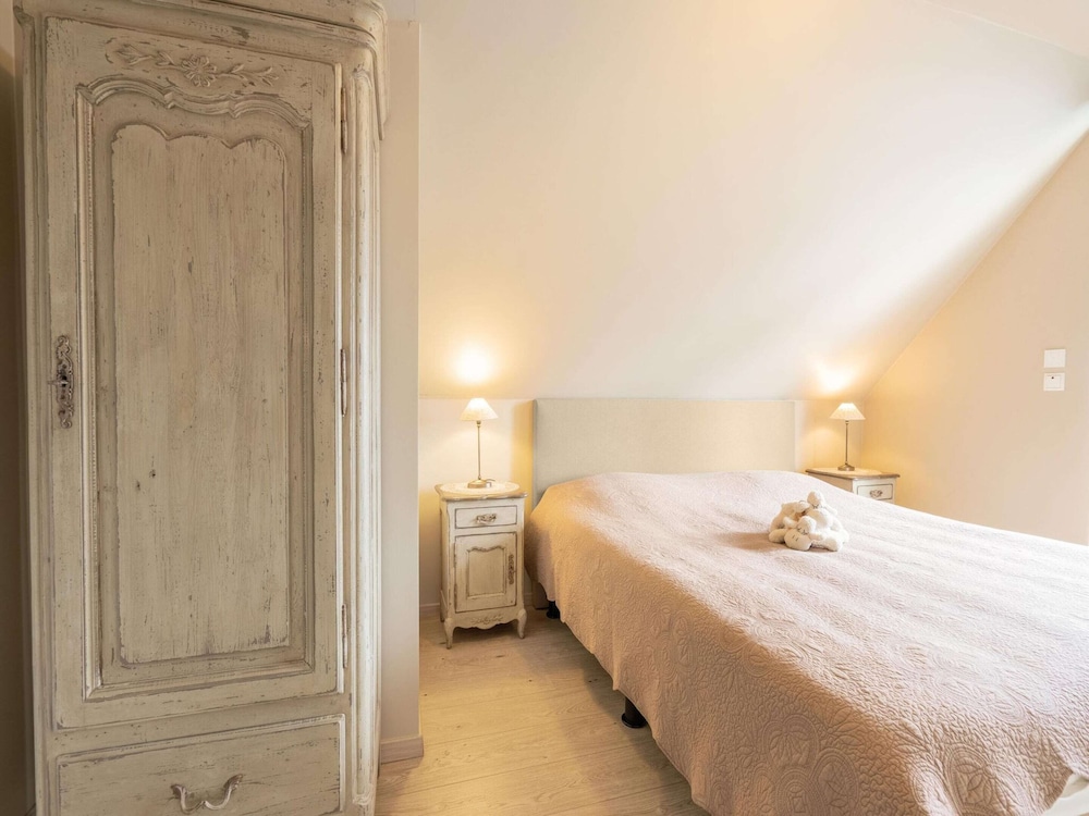 Inviting Holiday Home in Nieuwpoort With Garden