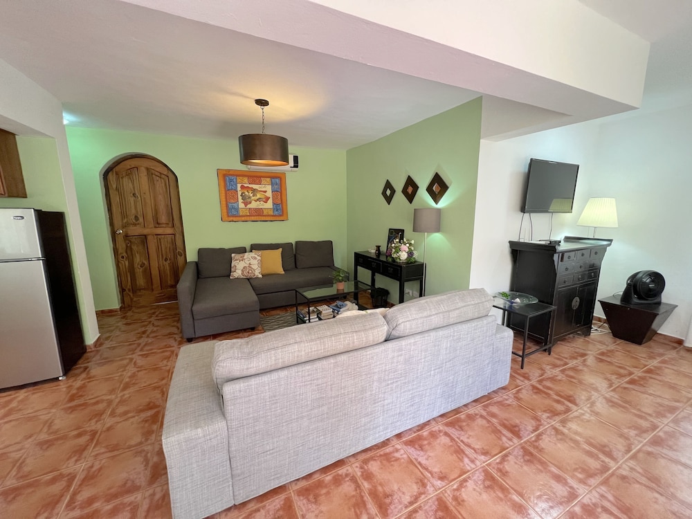 Los Corales Tropical Beach Resort & SPA