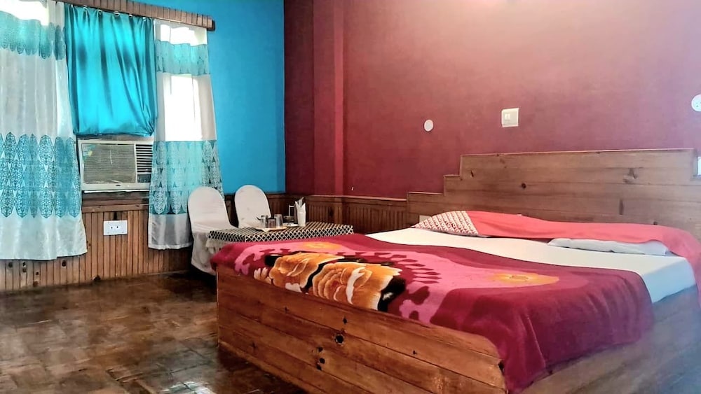 Mid Way Tourist & Resorts