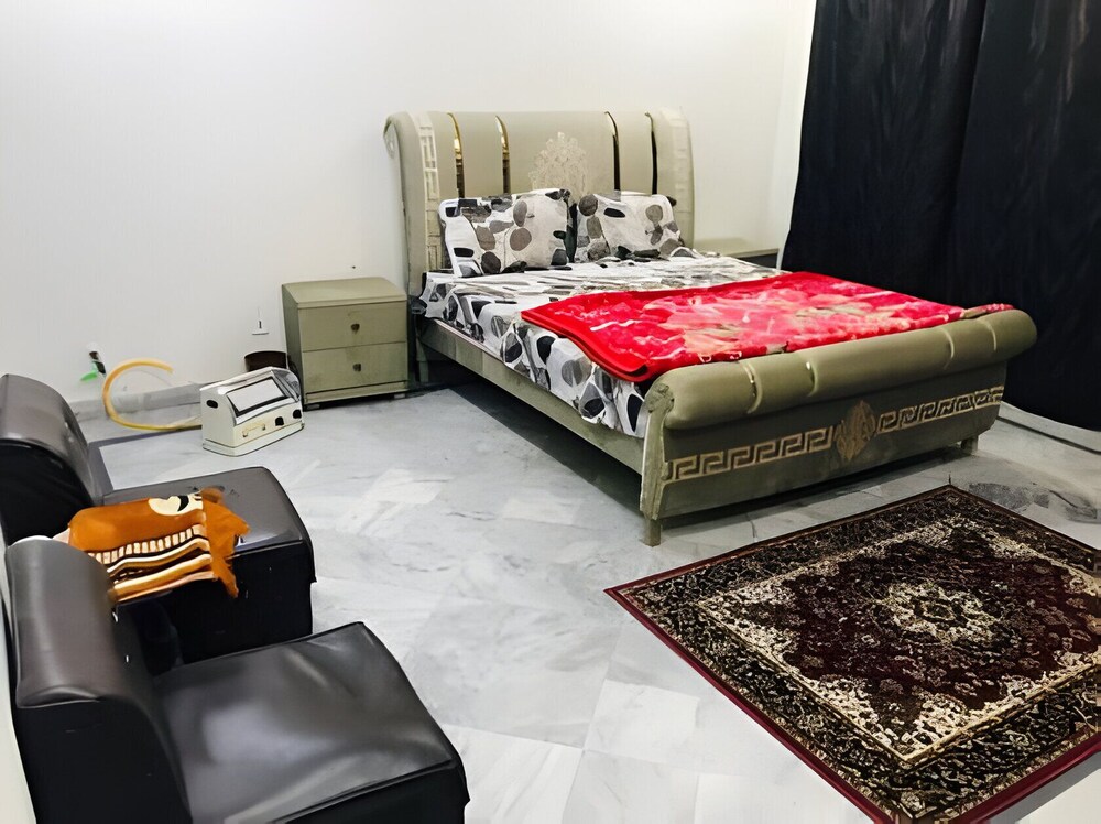 Kashee's Lodges view 3