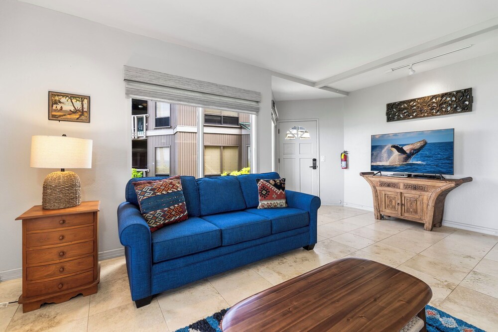Oceanfront Kanaloa Condo - Pools, Hot Tubs & Sunset Views- Vrkcv
