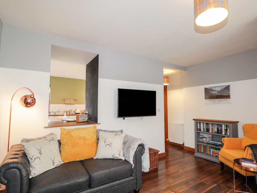 2 Seafield Place
